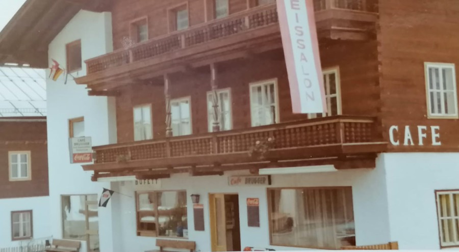 Historische Aufnahme — Café Eissalon